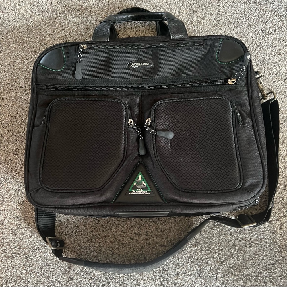 Nwot Mobile Edge Scanfast Checkpoint Friendly Bri… - image 5